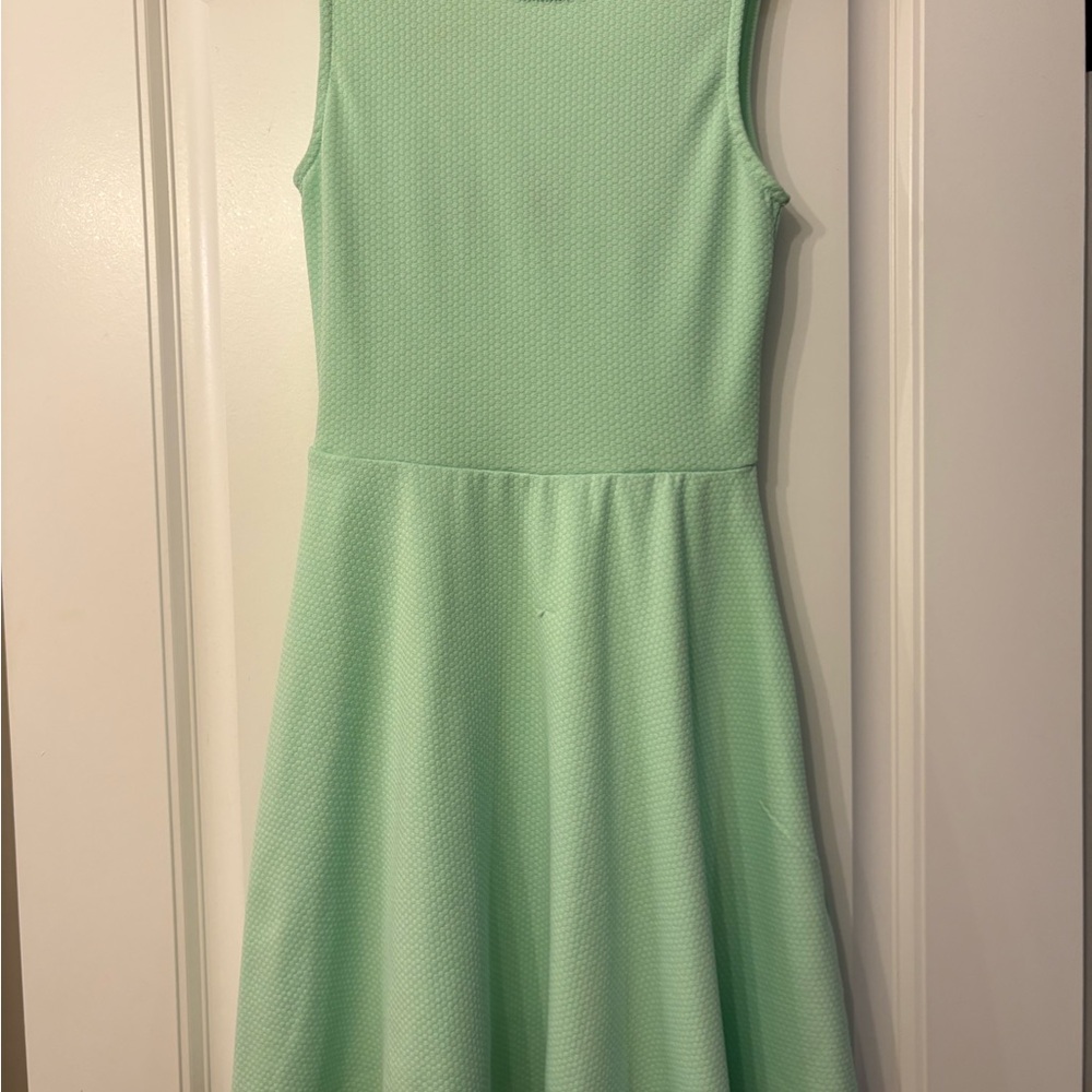 H&M Light Green Sleeveless Dress